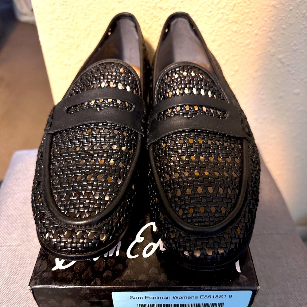 Woven loafers